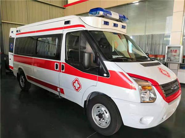 五原县福特V362救护车